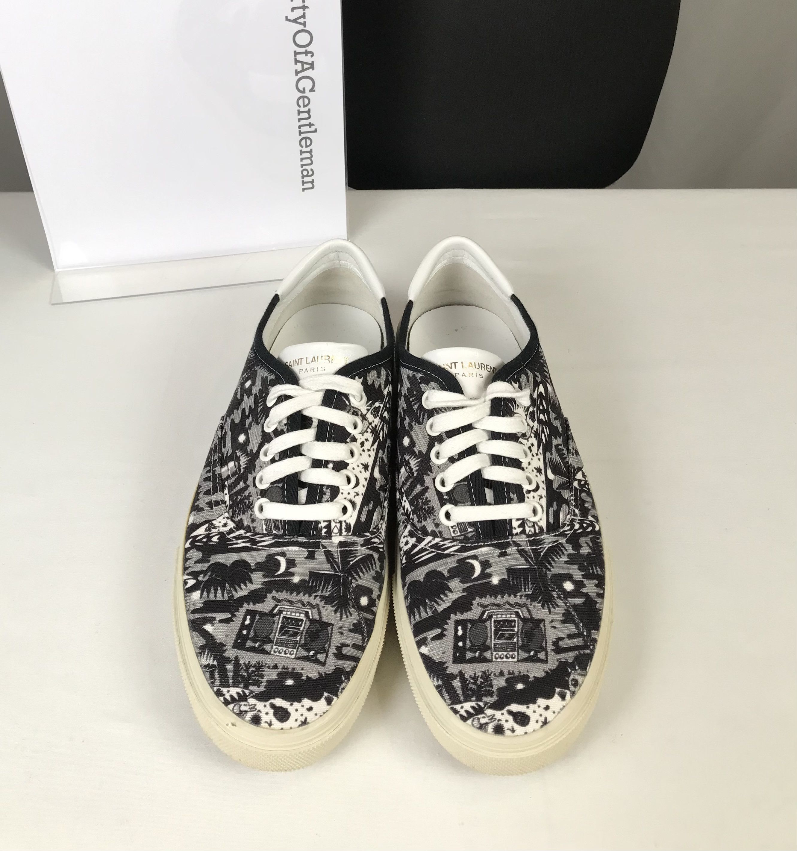 Saint Laurent Paris Saint Laurent Canvas Black & White Sneaker Size US 10 / EU 43 - 1 Thumbnail