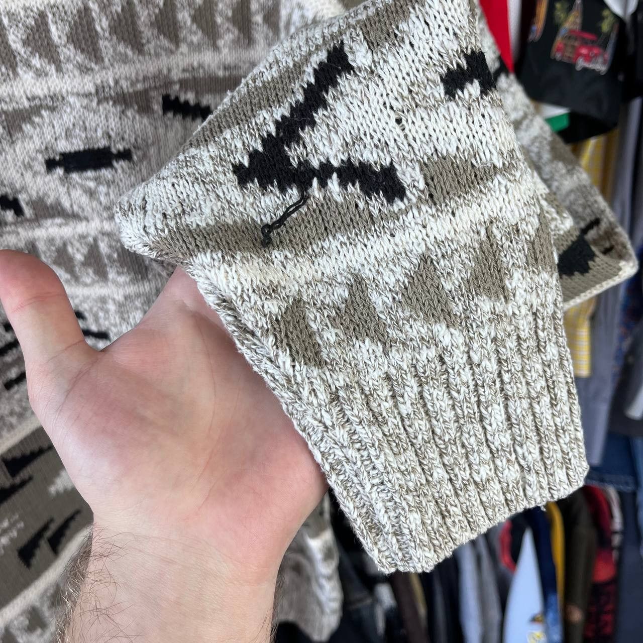 Tundra Canada Vintage 90s Tundra Canada Wool Knit Sweater Pullover Size US L / EU 52-54 / 3 - 8 Thumbnail