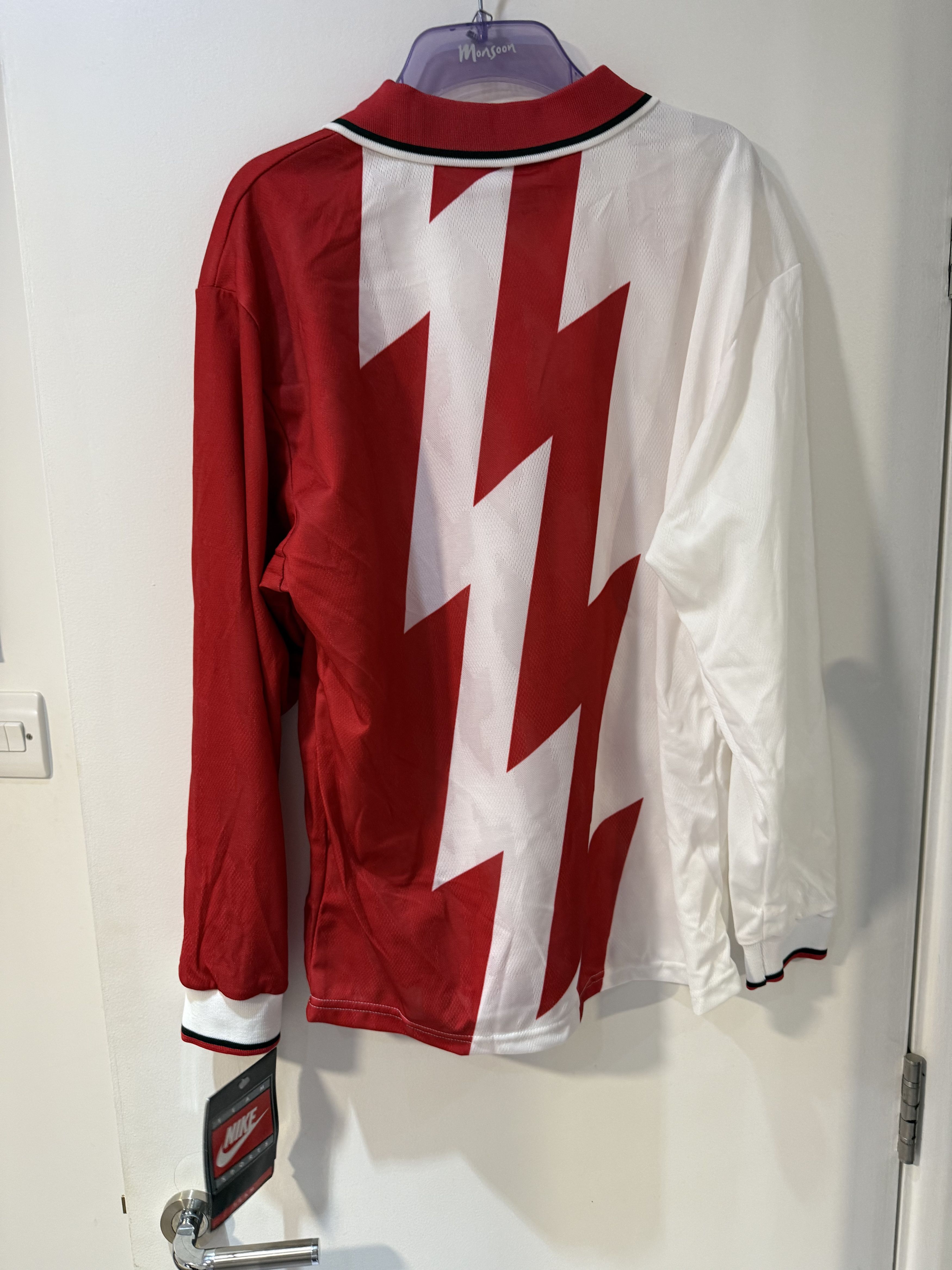 Nike Nike 'Sabah' template football jersey 1995 Lightning Red - M Size US M / EU 48-50 / 2 - 8 Thumbnail