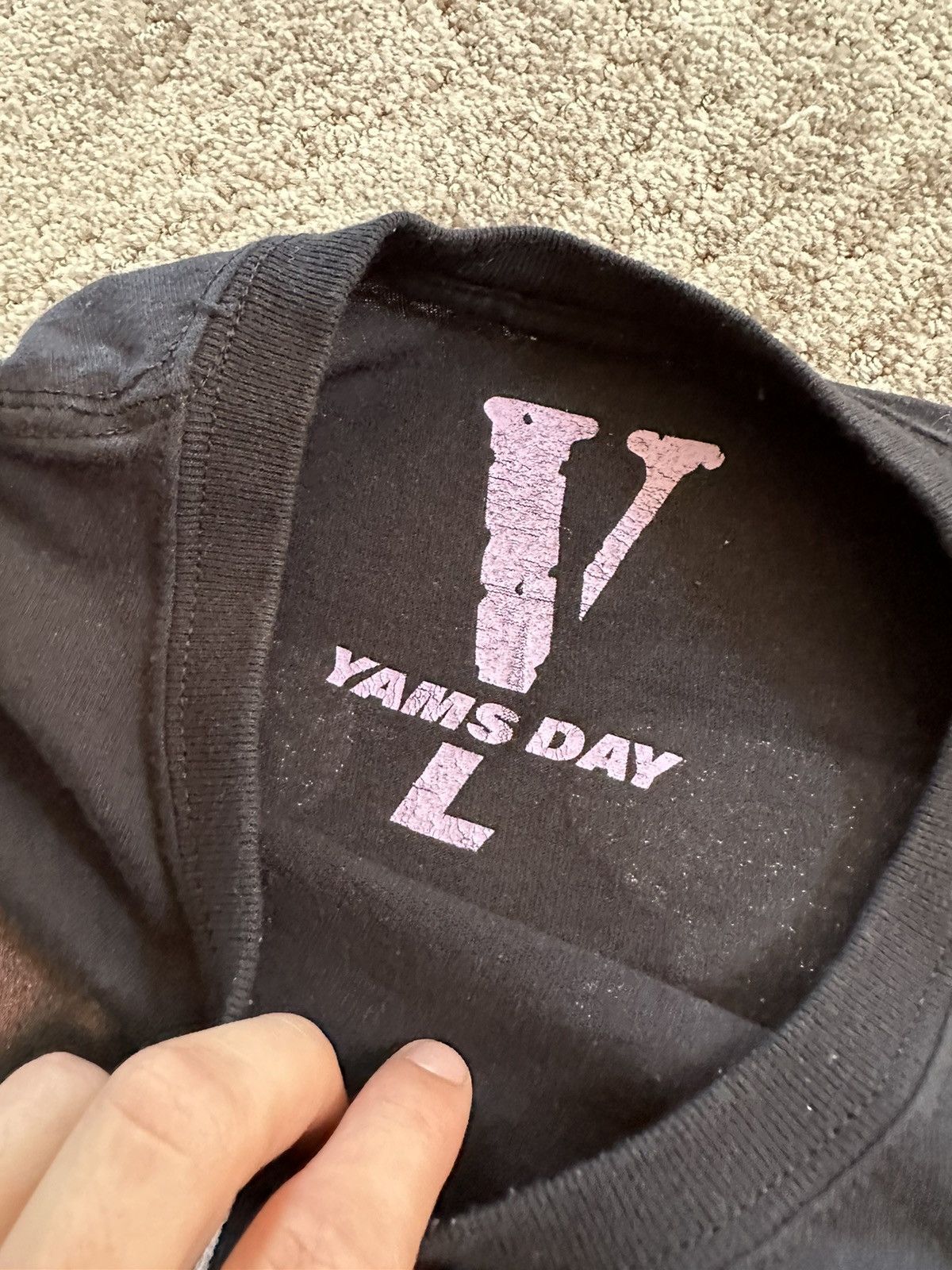 Vlone Yams day vlone tee Size US L / EU 52-54 / 3 - 2 Thumbnail
