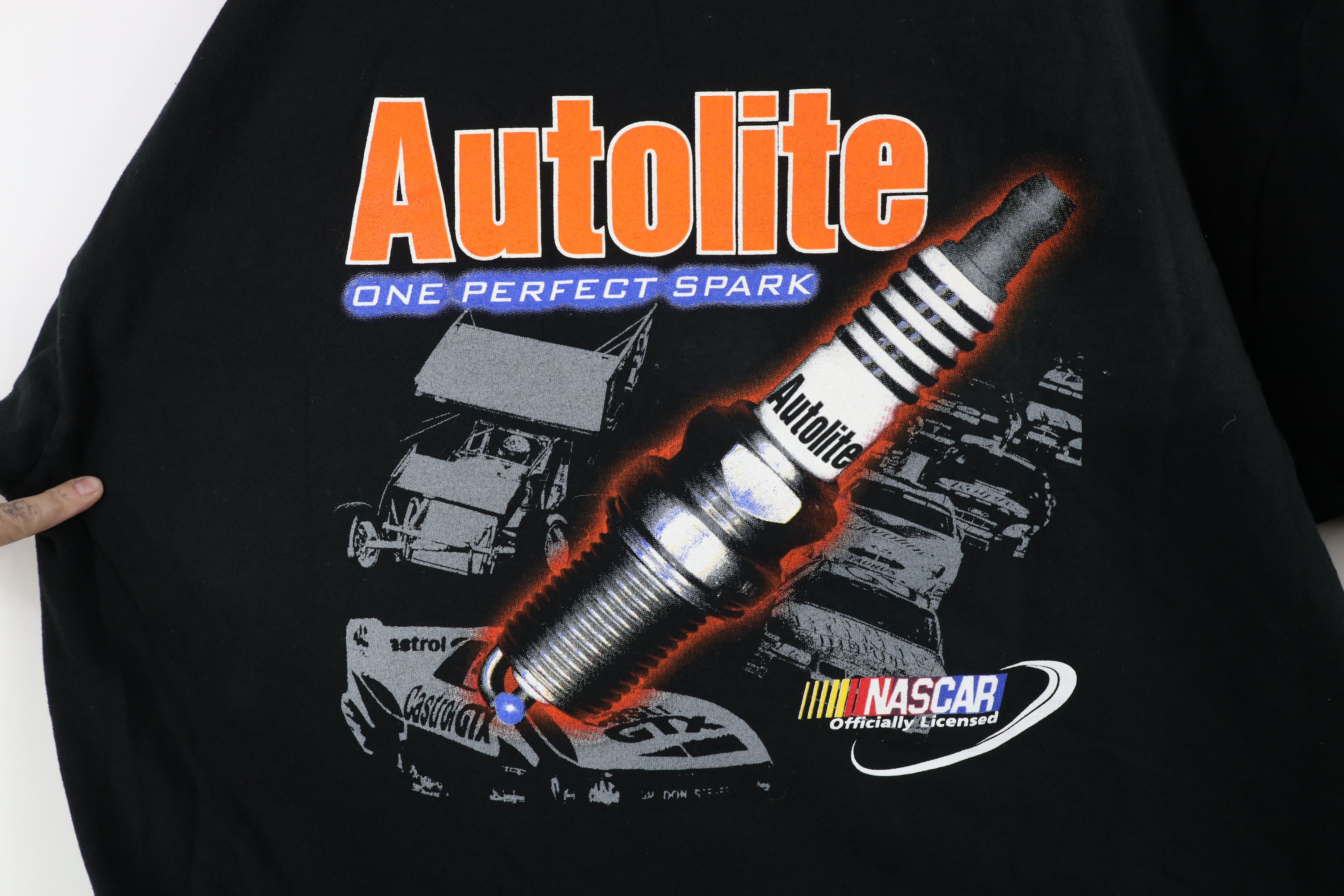 Vintage Vintage NASCAR Autolite Spark Plugs T-Shirt Black Cotton Size US XXL / EU 58 / 5 - 7 Thumbnail