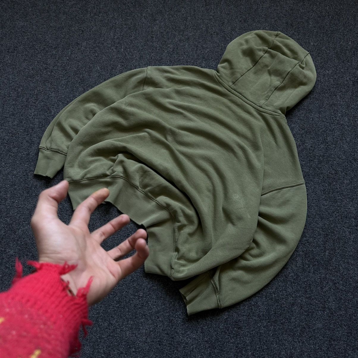 Y/Project VTG Nike Hoodie Centre Logo Size L Trashed Olive 00s USA Hyp Size US L / EU 52-54 / 3 - 4 Thumbnail