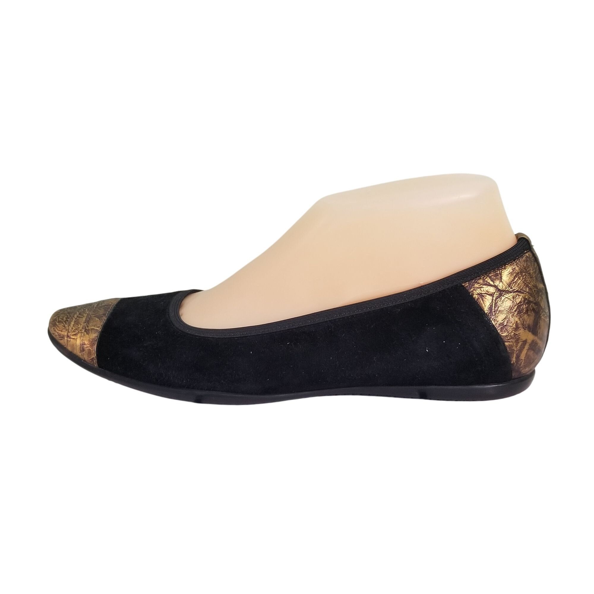 Donald Pliner Donald J Pliner Gold Sparkle Suede Black Suede Smoking Flats Size US 7 / IT 37 - 5 Thumbnail