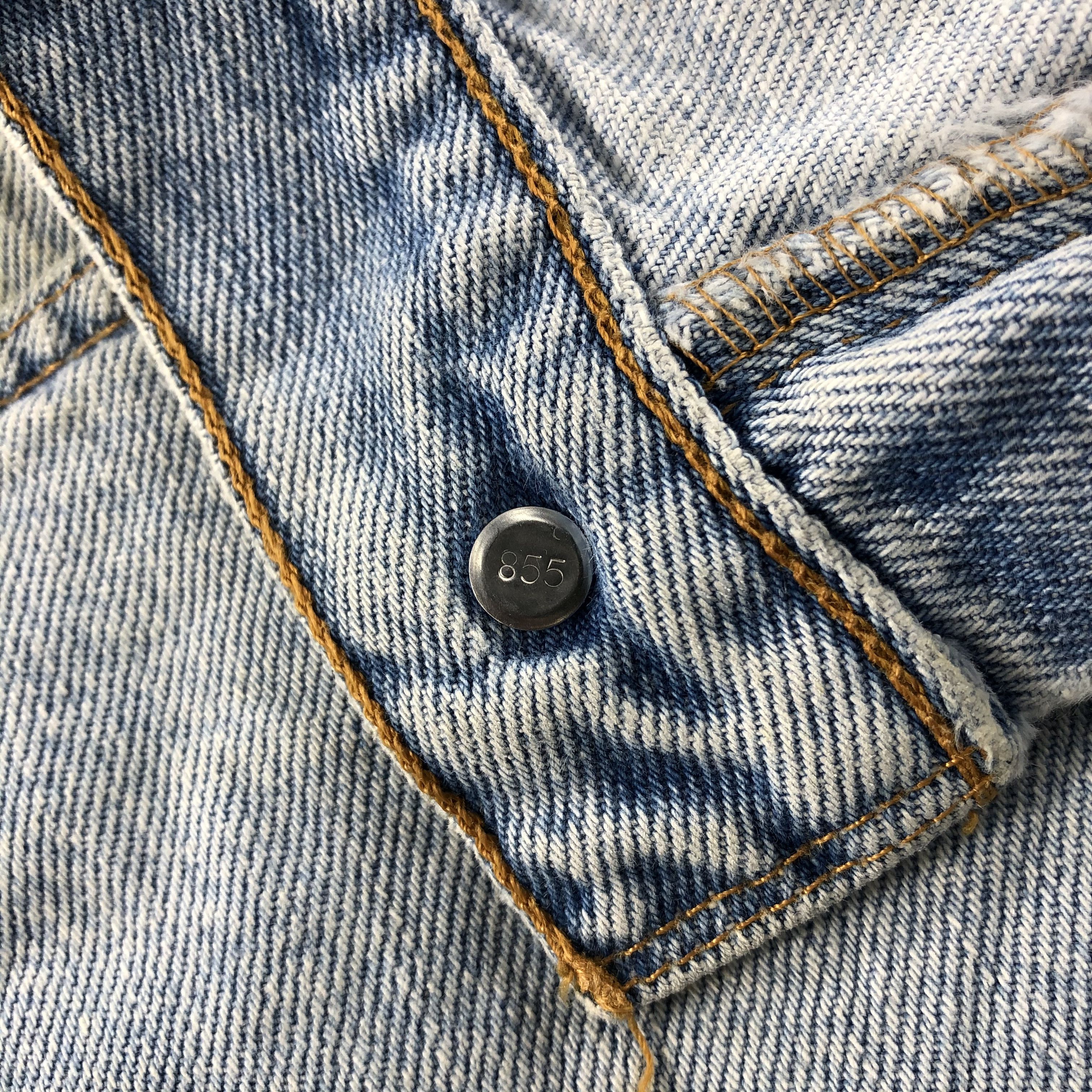 Levi's Vintage 90s Light Wash Levis 505 Jeans- J1299 Size US 33 - 8 Thumbnail