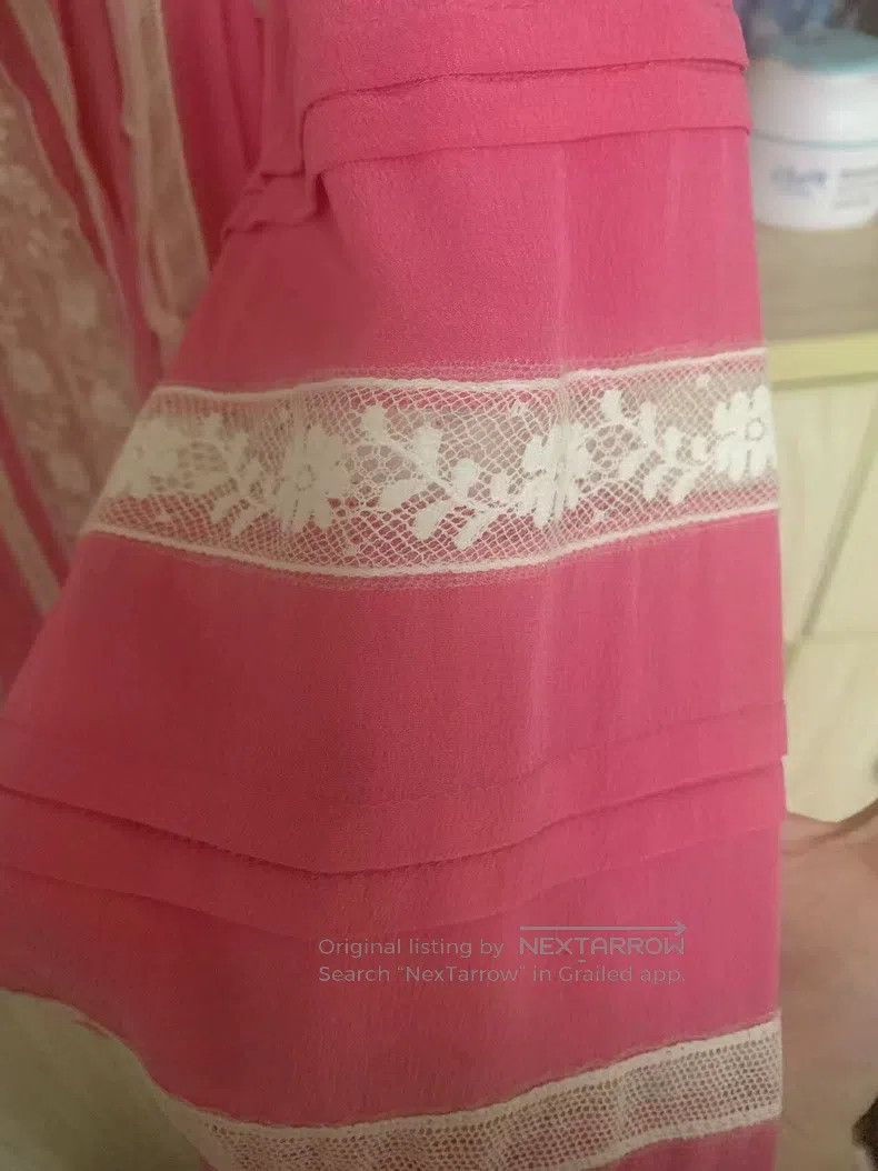 Valentino Valentino Pink lace shirt Size M / US 6-8 / IT 42-44 - 4 Thumbnail