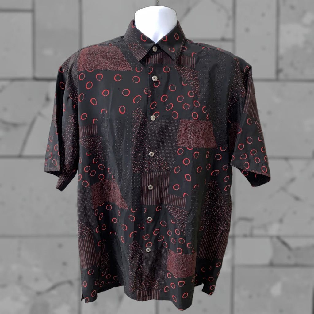 Vintage Leorossi Mens Black/Red Geometric Italian Made Short Sleeve Button Front Shirt M Size US M / EU 48-50 / 2 - 1 Thumbnail