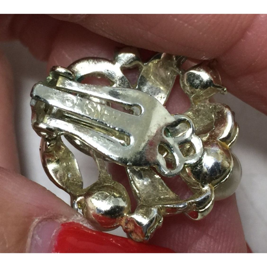 Other Women's Vintage LISNER Silver Tone Clip On Earrings Size ONE SIZE - 3 Thumbnail
