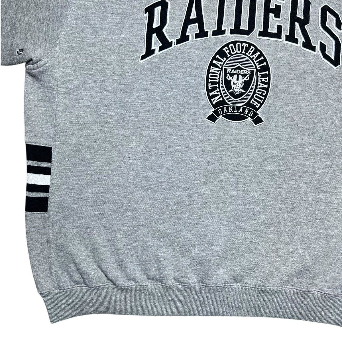 NFL 1990s NFL Oakland Raiders Lee Sport Embroidered Sweatshirt Size US L / EU 52-54 / 3 - 9 Thumbnail