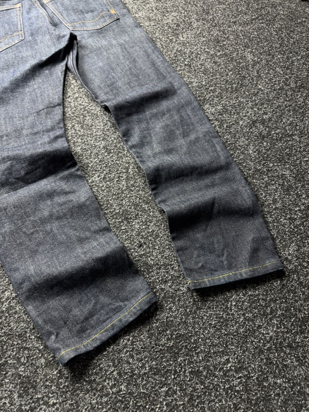 Hugo Boss Luxury 00s Hugo Boss 020 Delaware Slim Fit Dark Blue Jeans Size US 31 - 14 Thumbnail