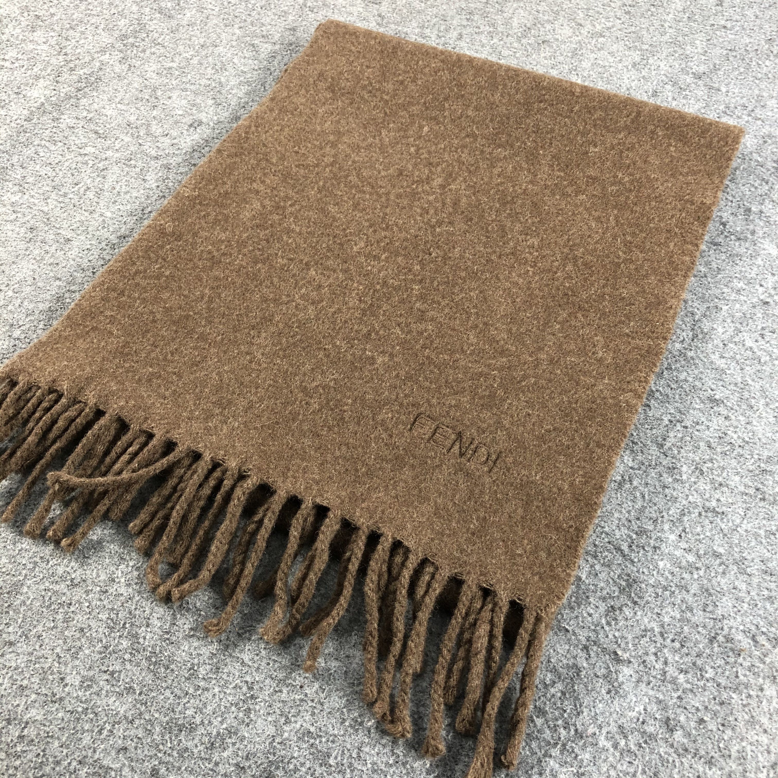 Fendi Fendi Tan Wool Cashmere Scarf Muffler V758 Size ONE SIZE - 3 Thumbnail