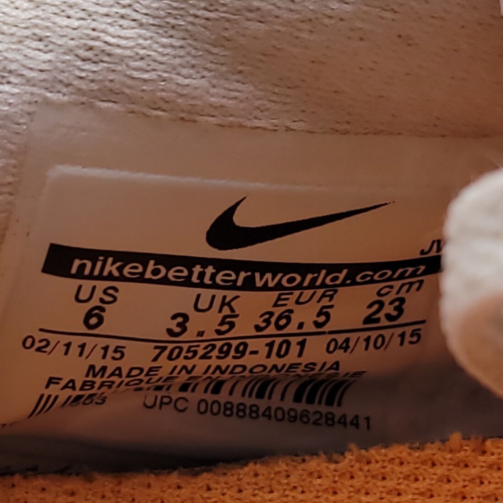 Nike Nike Flex Fury Lace Up Shoe Womens Size 6 705299-101 Pink Size US 6 / IT 36 - 9 Thumbnail