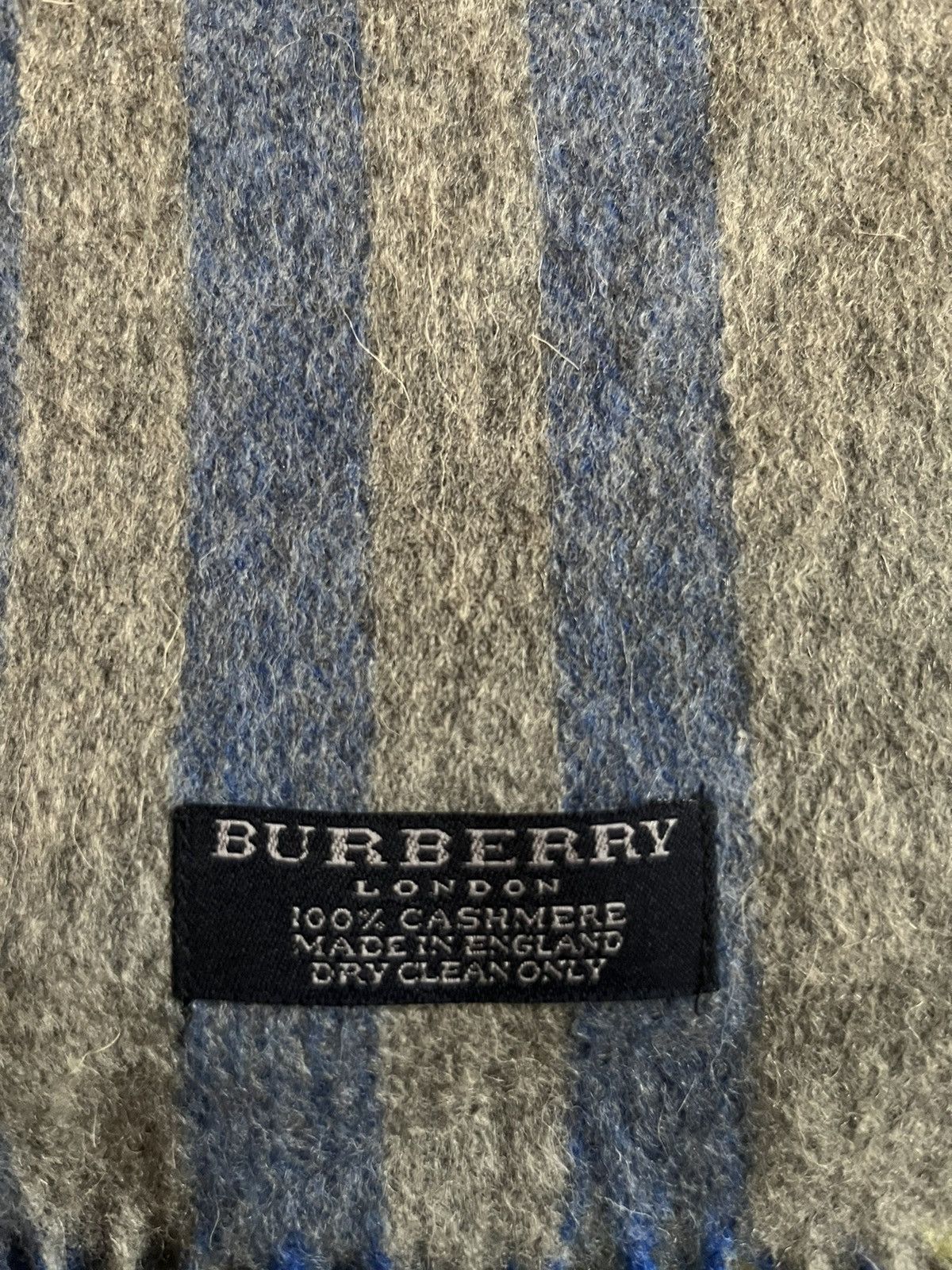 Burberry × Vintage Burberry Nova Check Scarf Grey Size ONE SIZE - 2 Thumbnail