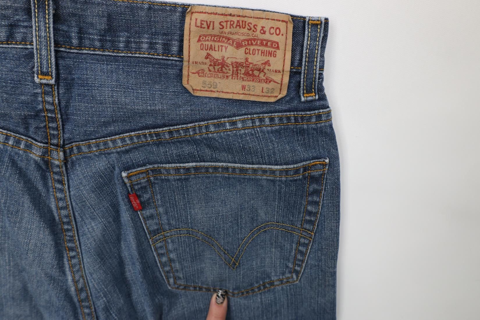Levi's Vintage Y2K Levis 559 Relaxed Straight Wide Leg Jeans Blue Size US 33 - 16 Thumbnail