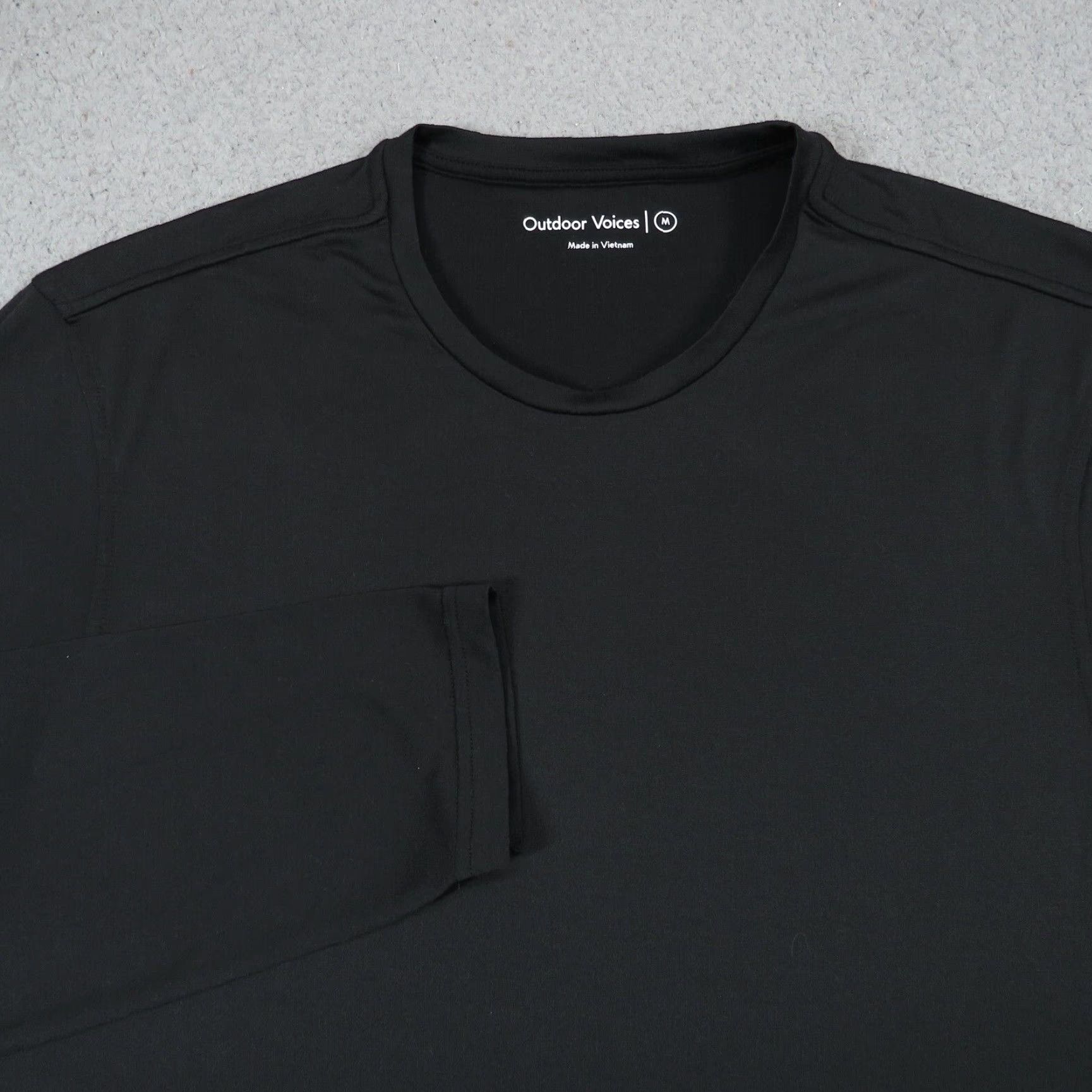 Outdoor Voices Outdoor Voices Shirt Men Medium Black Cloudknit Long Sleeve Base Layer Hike Trek Size US M / EU 48-50 / 2 - 2 Thumbnail