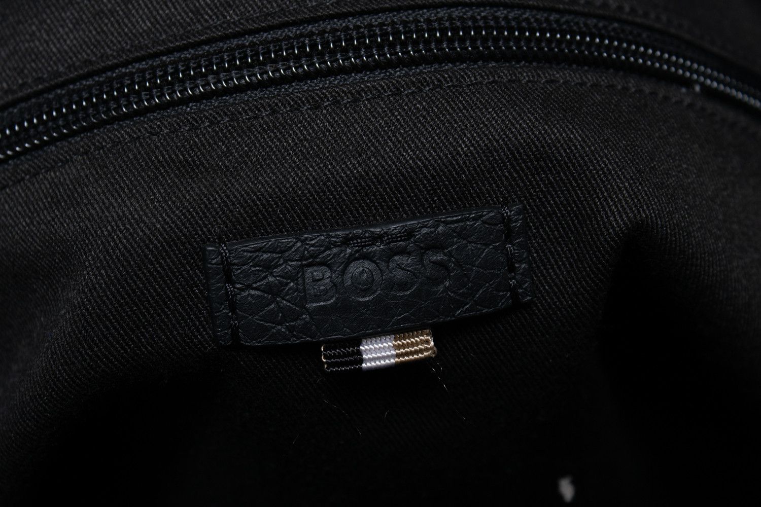 Hugo Boss Hugo Boss, grained leather laptop bag in black Size ONE SIZE - 5 Thumbnail