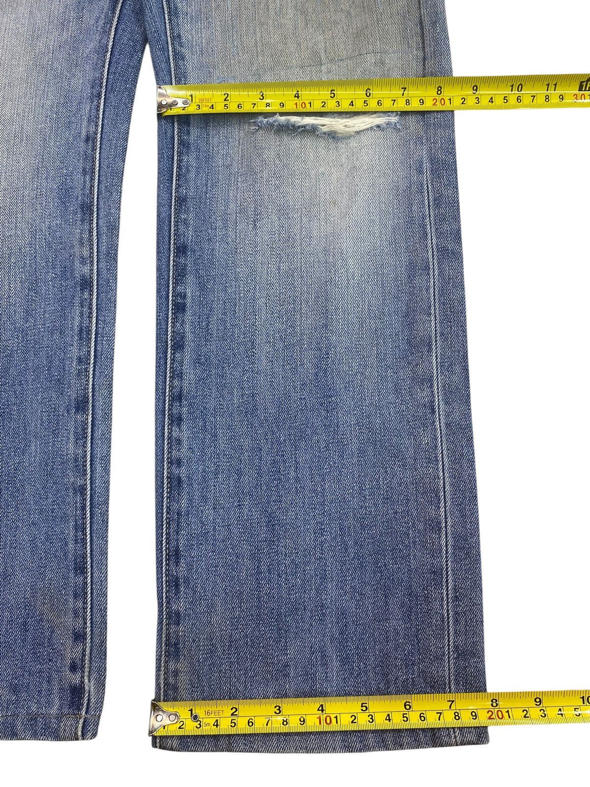 Uniqlo Uniqlo Dirty Blue Faded Wash Style Ripped Jeans Size US 32 / EU 48 - 8 Thumbnail