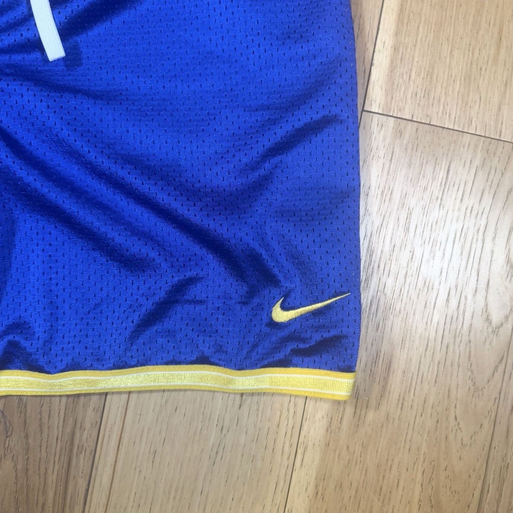 Nike Nike Mens Regular M Blue Gold Basketball Dazzle Shorts Shiny Athletic Workout Gym Y2K Size US 31 - 2 Thumbnail