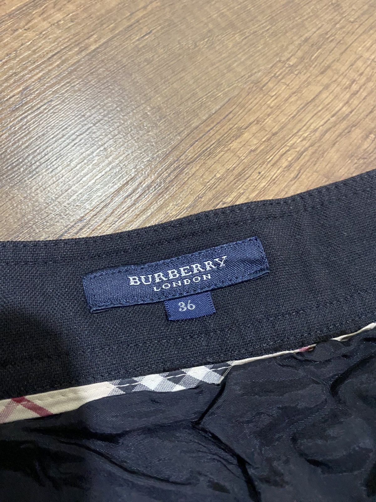 Burberry Burberry Blue Label Triple Zipper Cotton Skirt Size 26" / US 2 / IT 38 - 4 Thumbnail