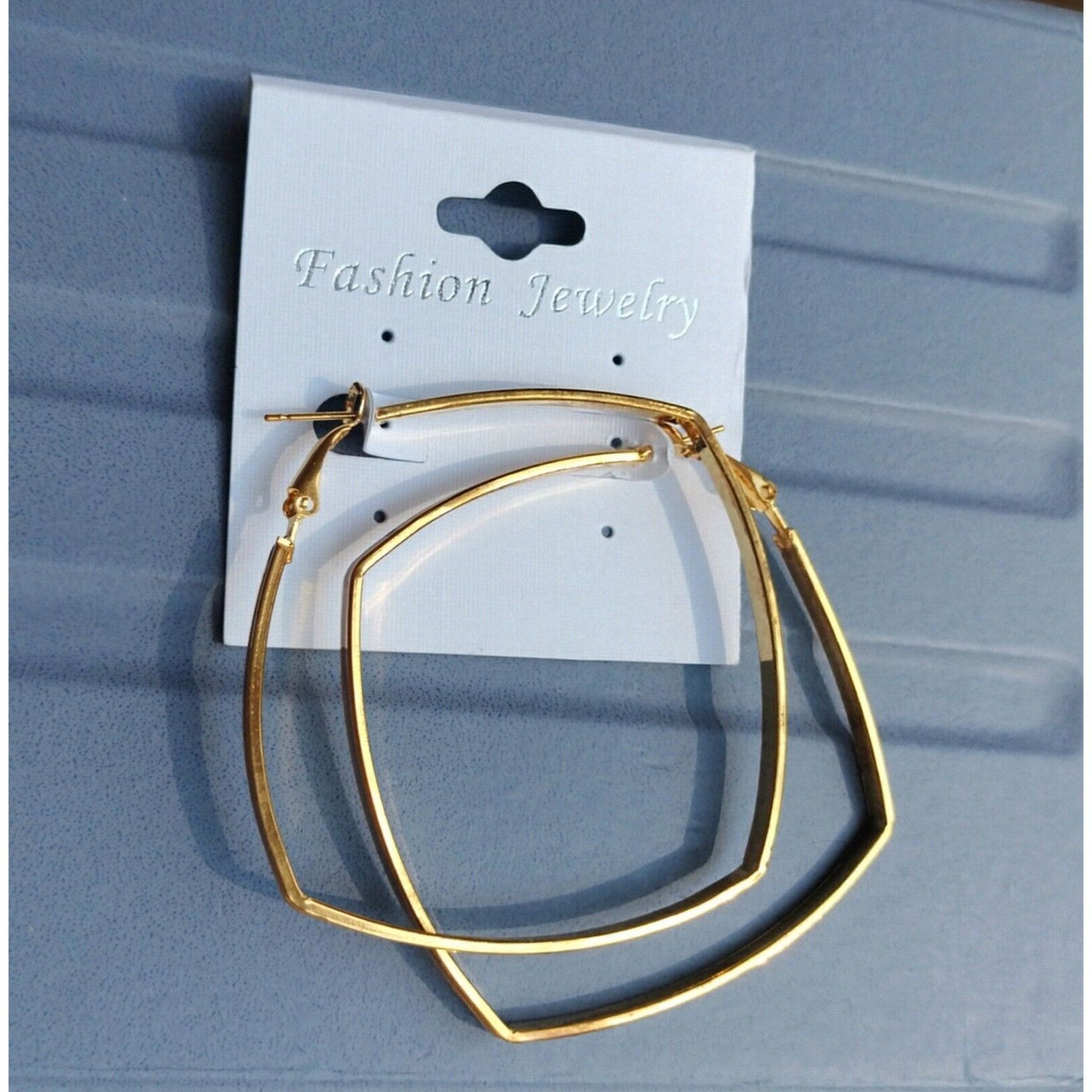 Other Hoop Earrings Gold Tone Fashion Jewelry Eggshell White Light Size ONE SIZE - 1 Thumbnail
