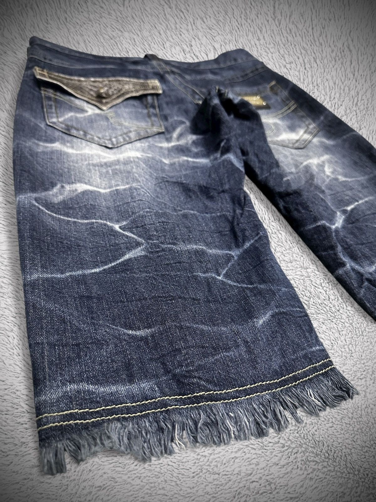 Japanese Brand rare 2000s semantic design python skin short denim jeans Size US 32 / EU 48 - 9 Thumbnail