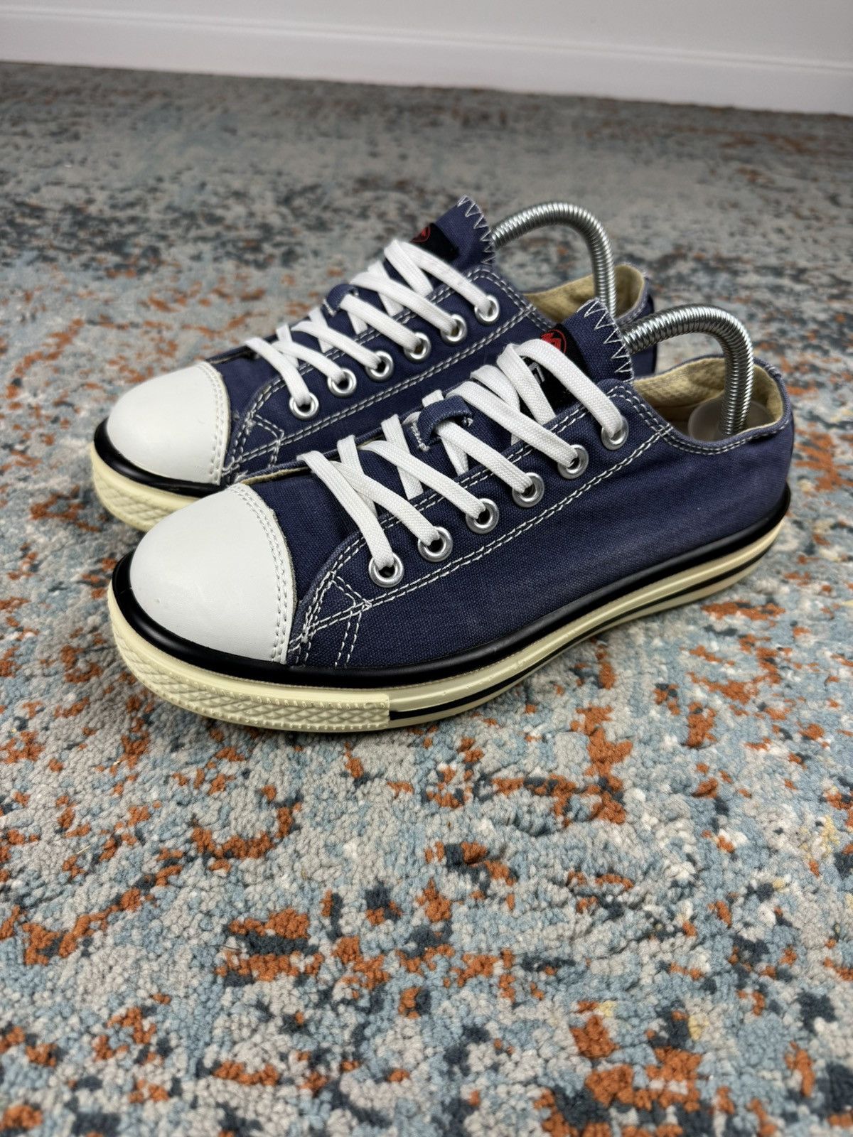 Vintage Vintage Y2K Wide toe oversized avantgarde style sneakers Size US 7 / EU 40 - 2 Thumbnail