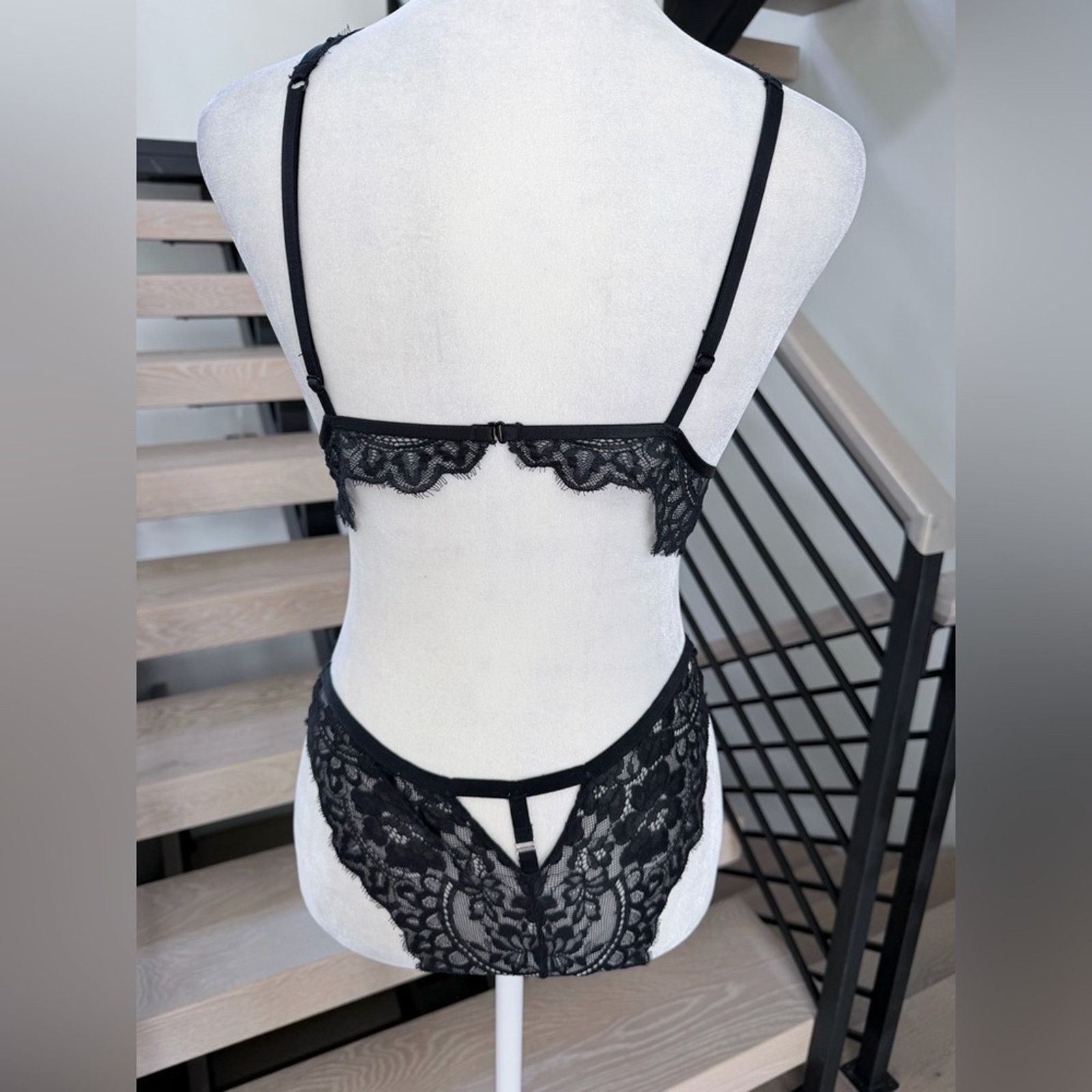 Victoria's Secret Black Lace Bralette & Panty Set - Women Intimates size S Size ONE SIZE - 3 Thumbnail