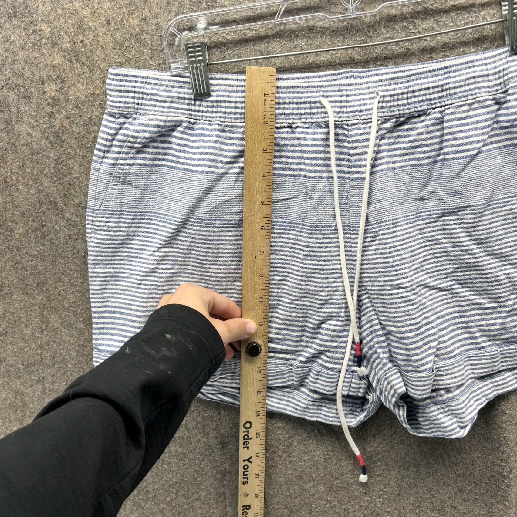 Vineyard Vines Vineyard Vines Shorts Women Large Blue Striped Linen Cotton Drawstring Chino Size 36" / US 14 / IT 50 - 5 Thumbnail