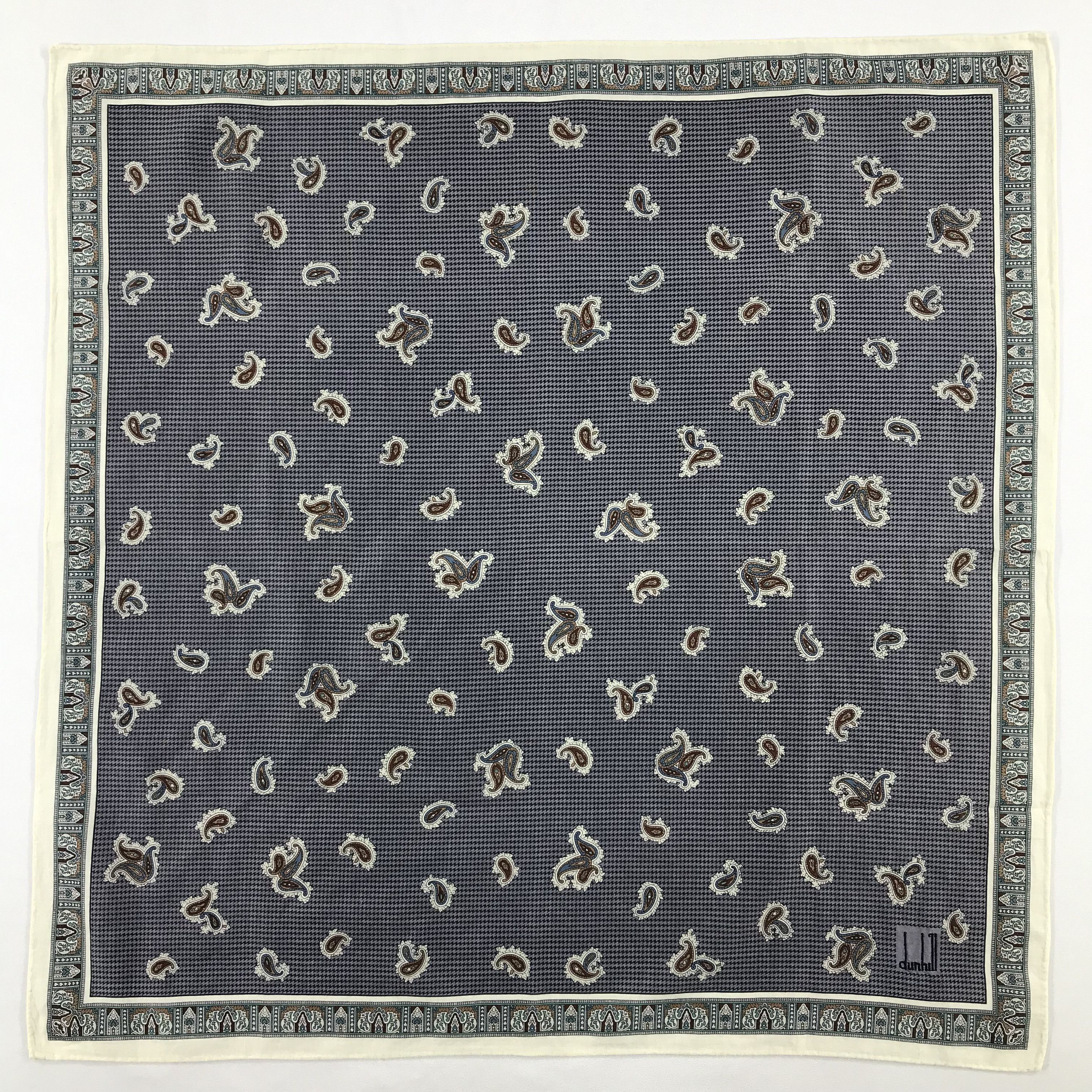Alfred Dunhill × Vintage Dunhill Bandana / Handkerchief / Neckerchief - S2463 Size ONE SIZE - 1 Thumbnail