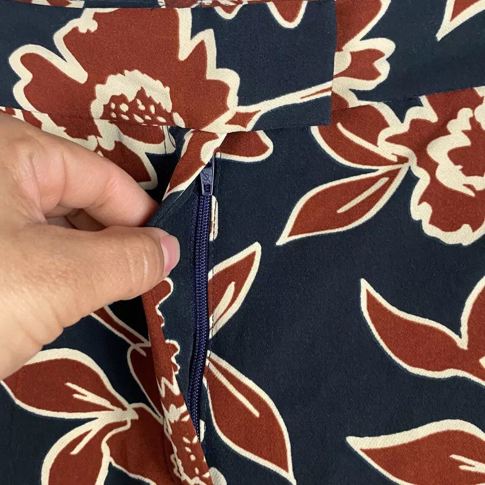Zara Zara Basic Pants Women's Size XS Hawaiian Hook & Eye Adults Size 28" / US 6 / IT 42 - 3 Thumbnail
