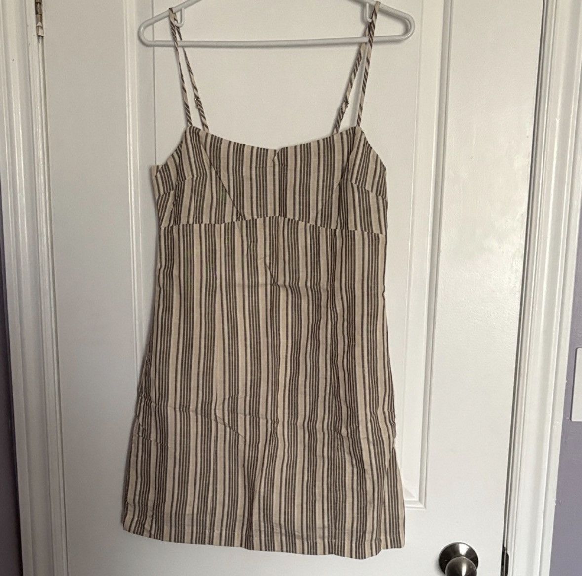 Other Dynamite Linen Dress Size S / US 4 / IT 40 - 1 Thumbnail