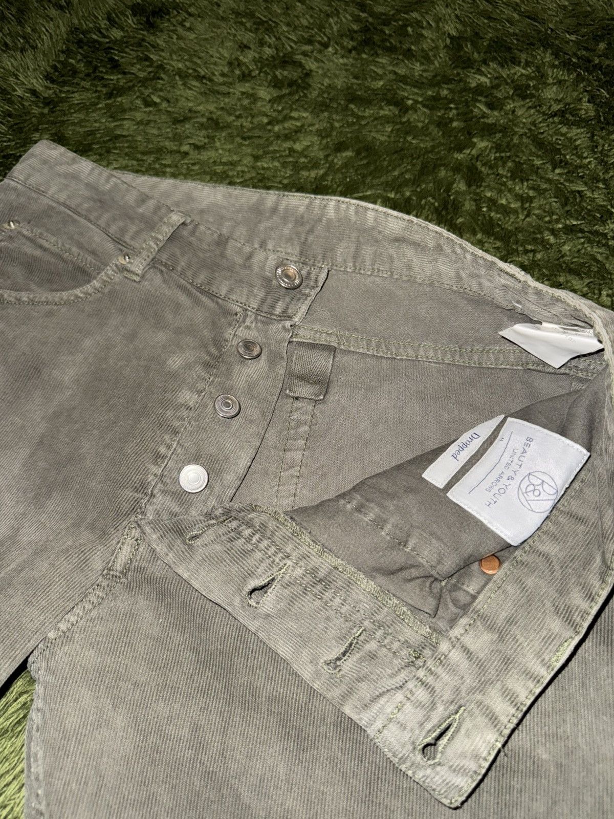 United Arrows [30] United Arrows Beauty & Youth ButtonFly Corduroy Pants Size US 30 / EU 46 - 3 Thumbnail