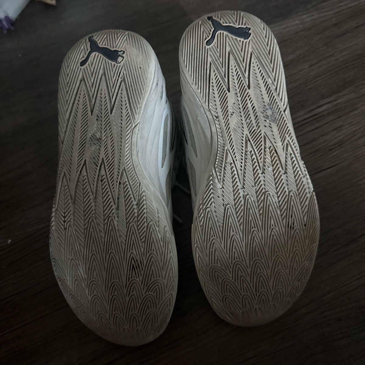 Puma White MELOs Size US 9 / EU 42 - 6 Thumbnail