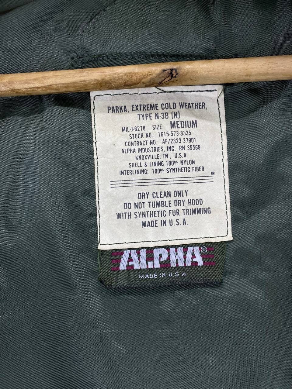 Alpha Industries Vintage 90s Alpha Industries N 3B Made in USA winter jacket Size US M / EU 48-50 / 2 - 7 Thumbnail