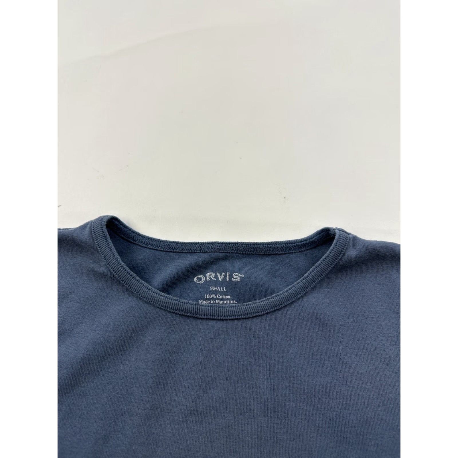 Orvis VINTAGE Orvis Shirt Womens Small Blue Short Sleeve Crew Neck Size S / US 4 / IT 40 - 2 Thumbnail