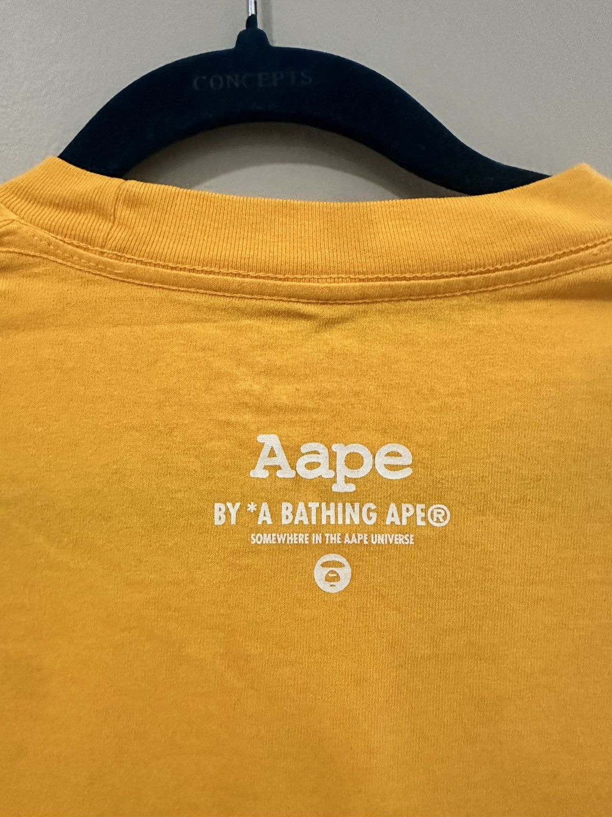 Other BAPE x Mitchell & Ness Men’s Los Angeles Lakers Tee Size US M / EU 48-50 / 2 - 4 Thumbnail