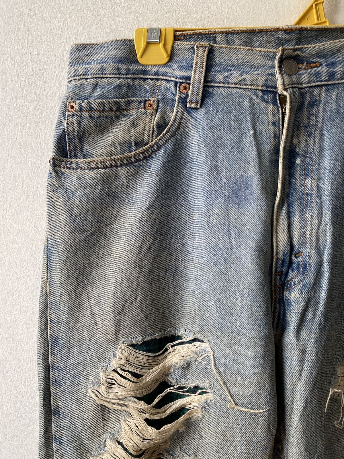 Levi's Vintage 90’s Levi’s 505 Distressed Denim Size US 32 / EU 48 - 8 Thumbnail