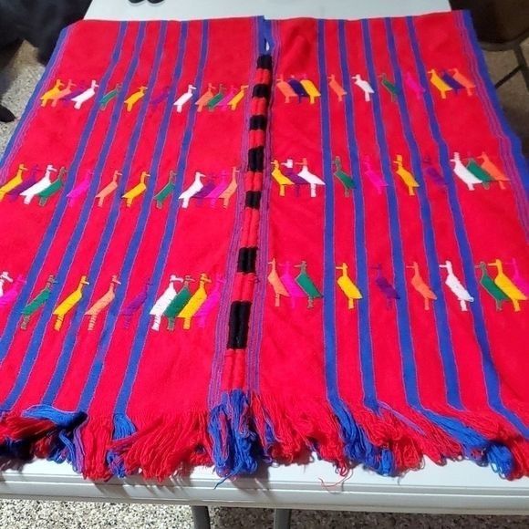 Vintage Vintage Handwoven Tzute Red with Animals 32" x 45" Fringed S Size XL / US 12-14 / IT 48-50 - 3 Thumbnail