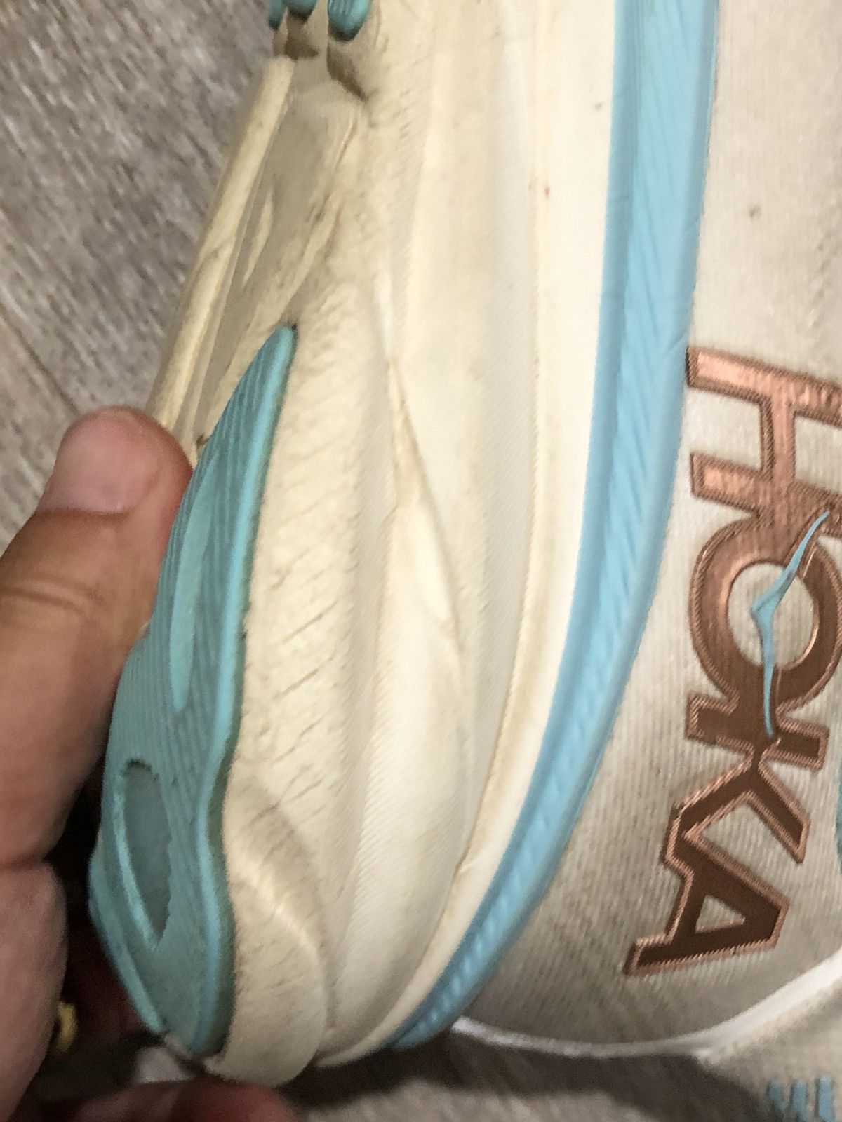 Hoka Hoka Clifton 9 1127986-FTRS Size US 8.5 / IT 38.5 - 15 Thumbnail