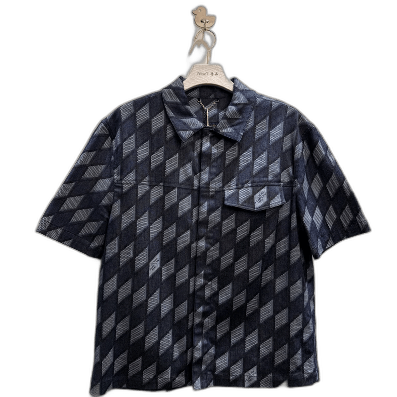 Louis Vuitton Louis Vuitton Diamond Pattern Short Sleeve Shirt Size US L / EU 52-54 / 3 - 1 Thumbnail
