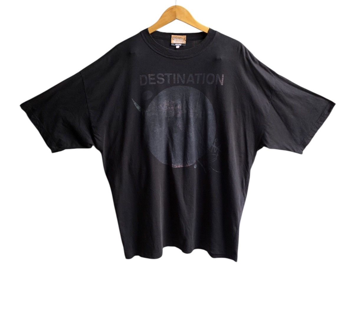 Vivienne Westwood Vivienne Westwood Destination Logo Earth Sign Tee Size US XL / EU 56 / 4 - 10 Thumbnail