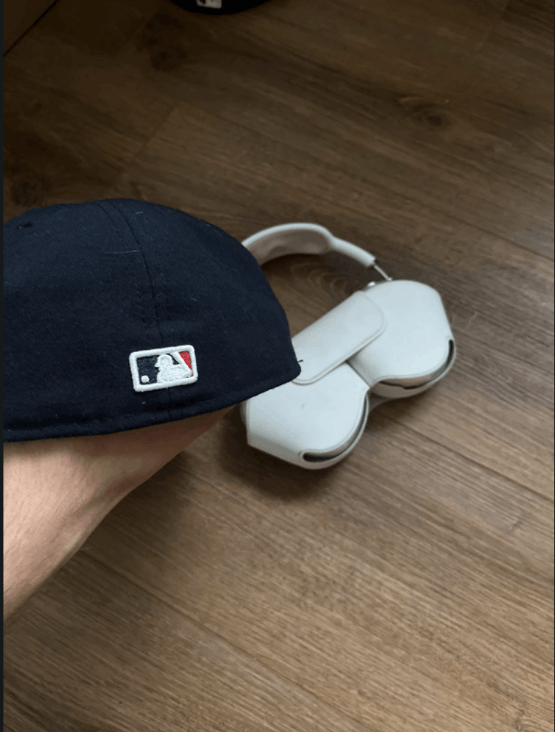 New Era New York Yankees Cap NY Logo Size 32 - 2 Thumbnail
