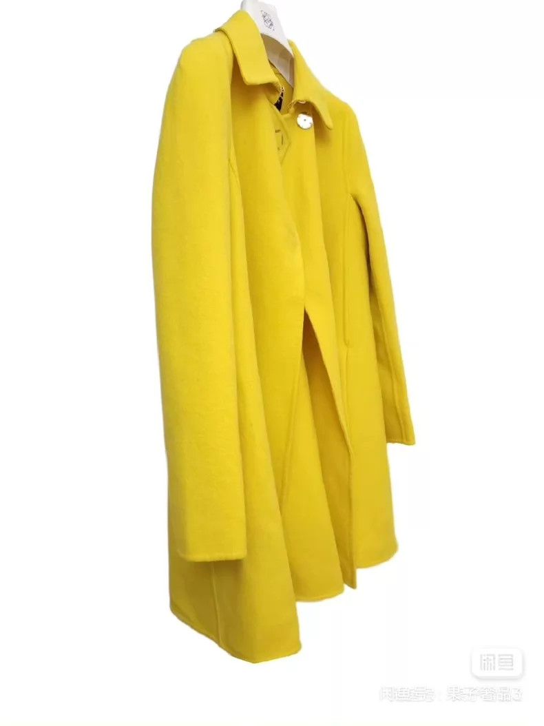 Versace Versace Bright yellow wool coat Size M / US 6-8 / IT 42-44 - 3 Thumbnail