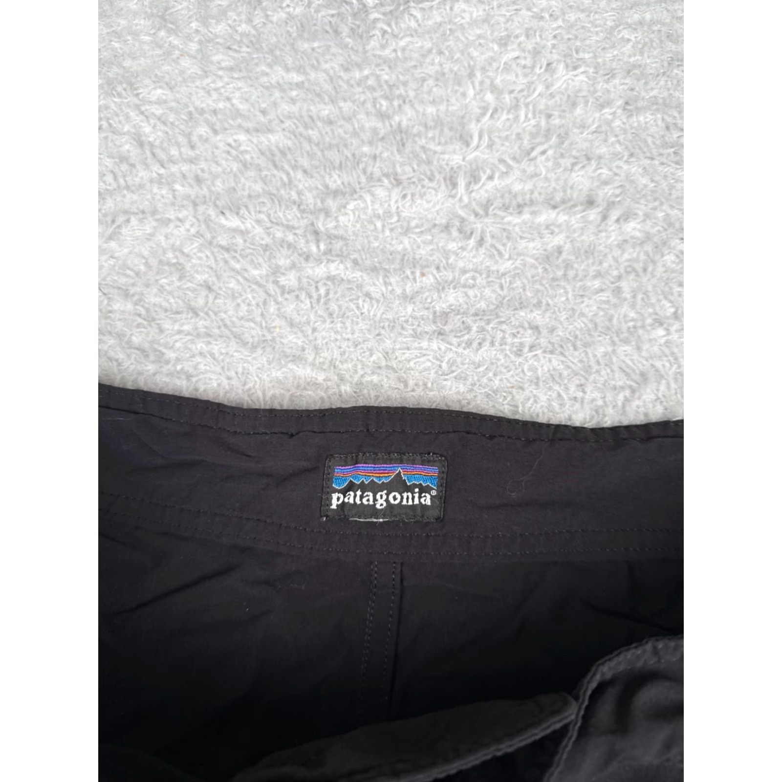 Patagonia Patagonia Board Shorts Mens 30 Black Wavefarer 21" Swim Trunks Beach Pockets Size US 30 / EU 46 - 7 Thumbnail