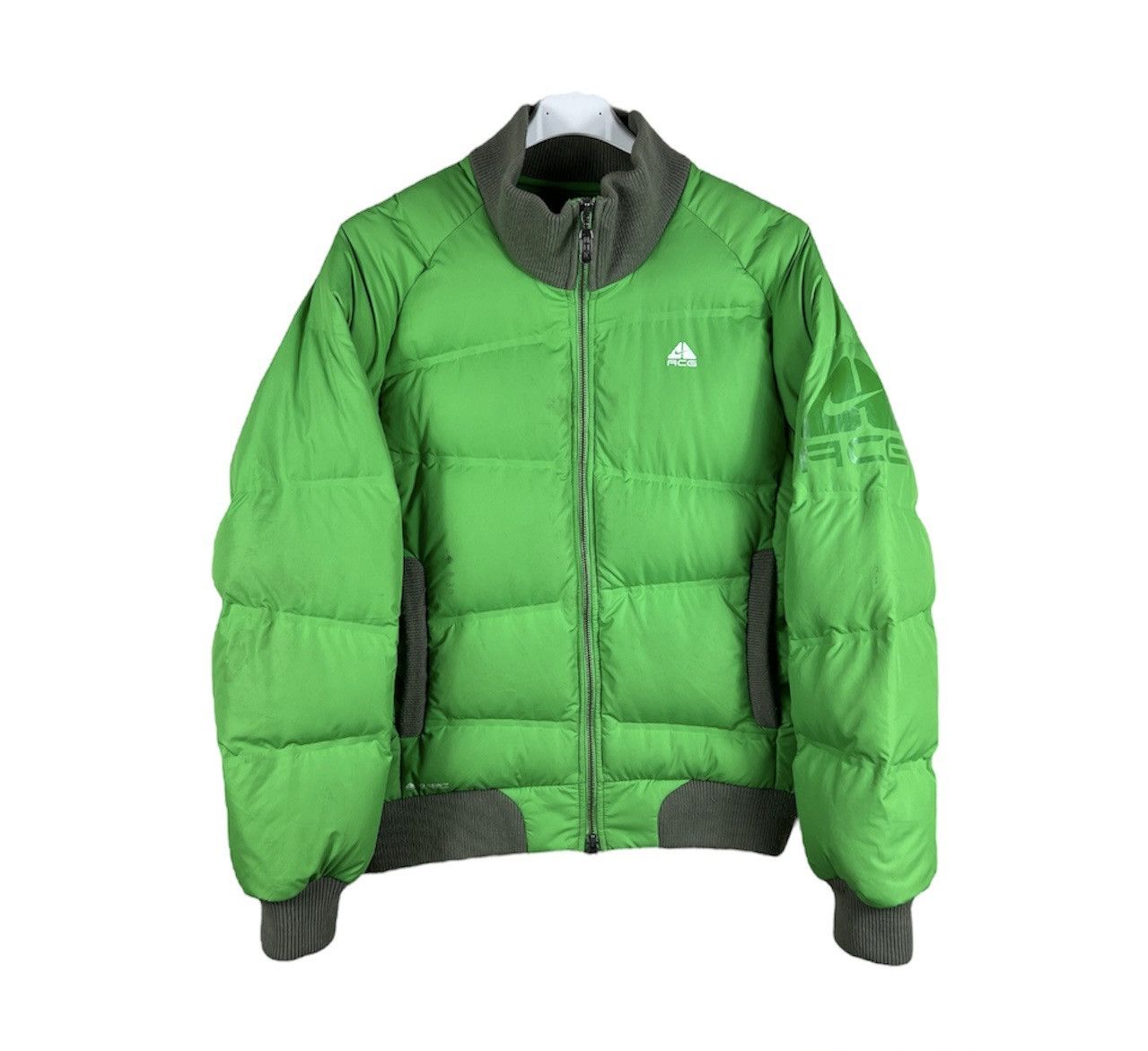 Nike ACG Vintage Nike ACG neon green y2k puffer goose down jacket Size US M / EU 48-50 / 2 - 1 Thumbnail