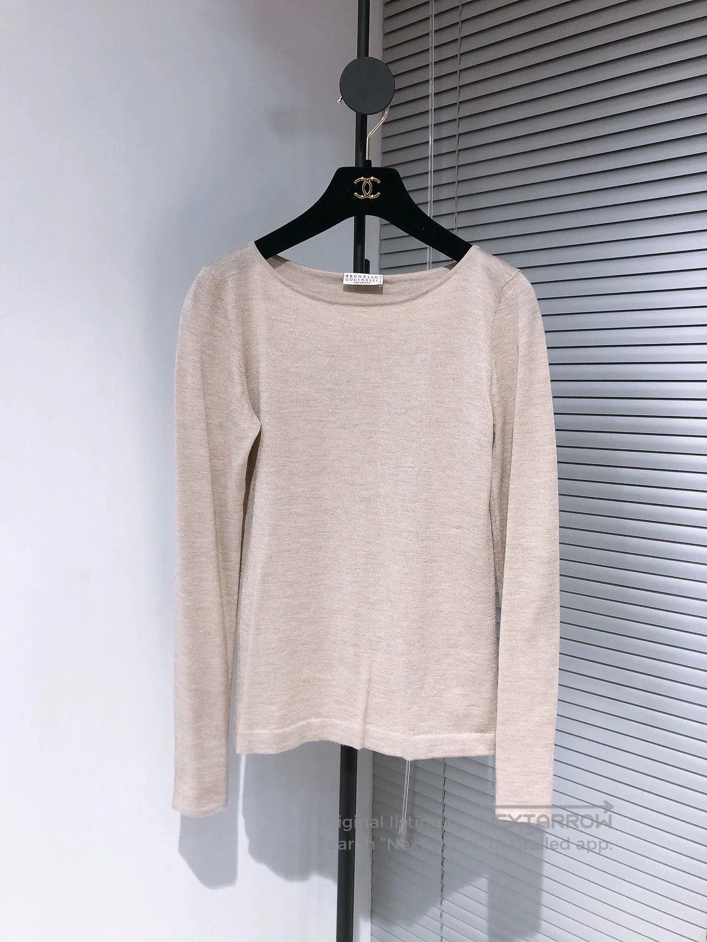 Brunello Cucinelli Brunello Cucinelli Beige Velvet Sweater. Size US XS / EU 42 / 0 - 1 Thumbnail