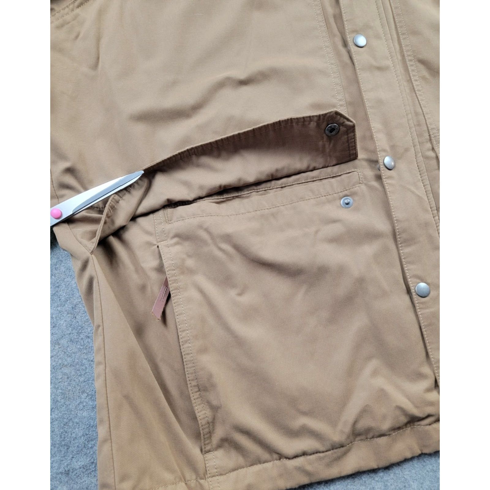 Vintage Columbia Jacket Mens 2XL Brown Outdoor Windbreaker Full Zip Hooded Pockets Solid - Regular Fit Size US XXL / EU 58 / 5 - 6 Thumbnail