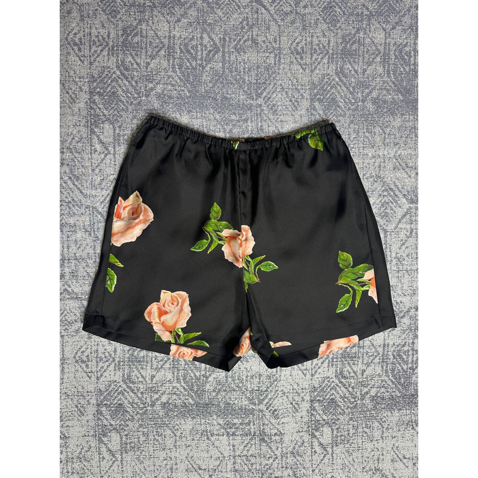 Nanushka Nanushka Dylla Silk Floral Relaxed Fit Shorts With Drawstrin Size 26" / US 2 / IT 38 - 1 Thumbnail
