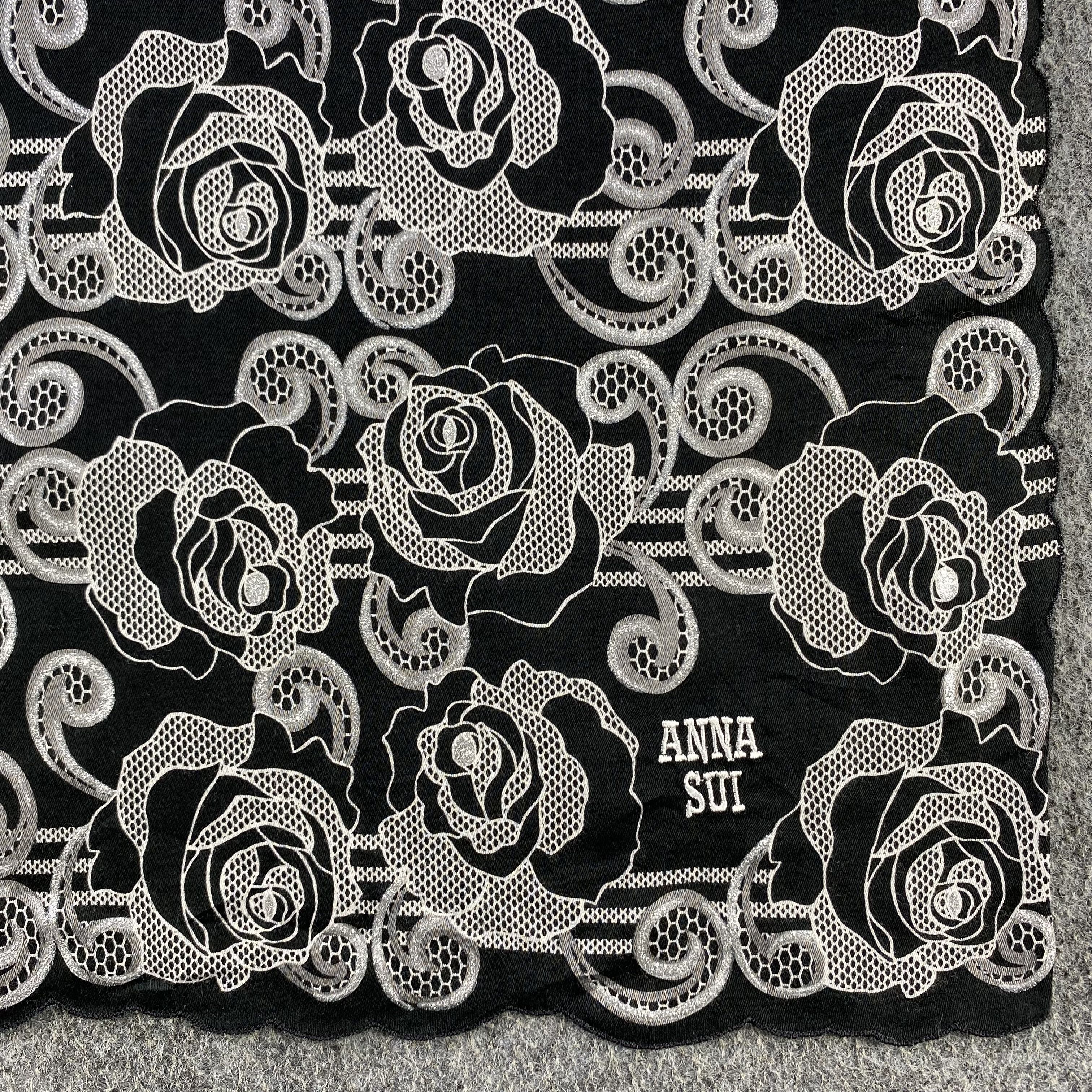 Anna Sui × Vintage Anna Sui Handkerchief/Neckerchief/Bandana HC760 Size ONE SIZE - 3 Thumbnail