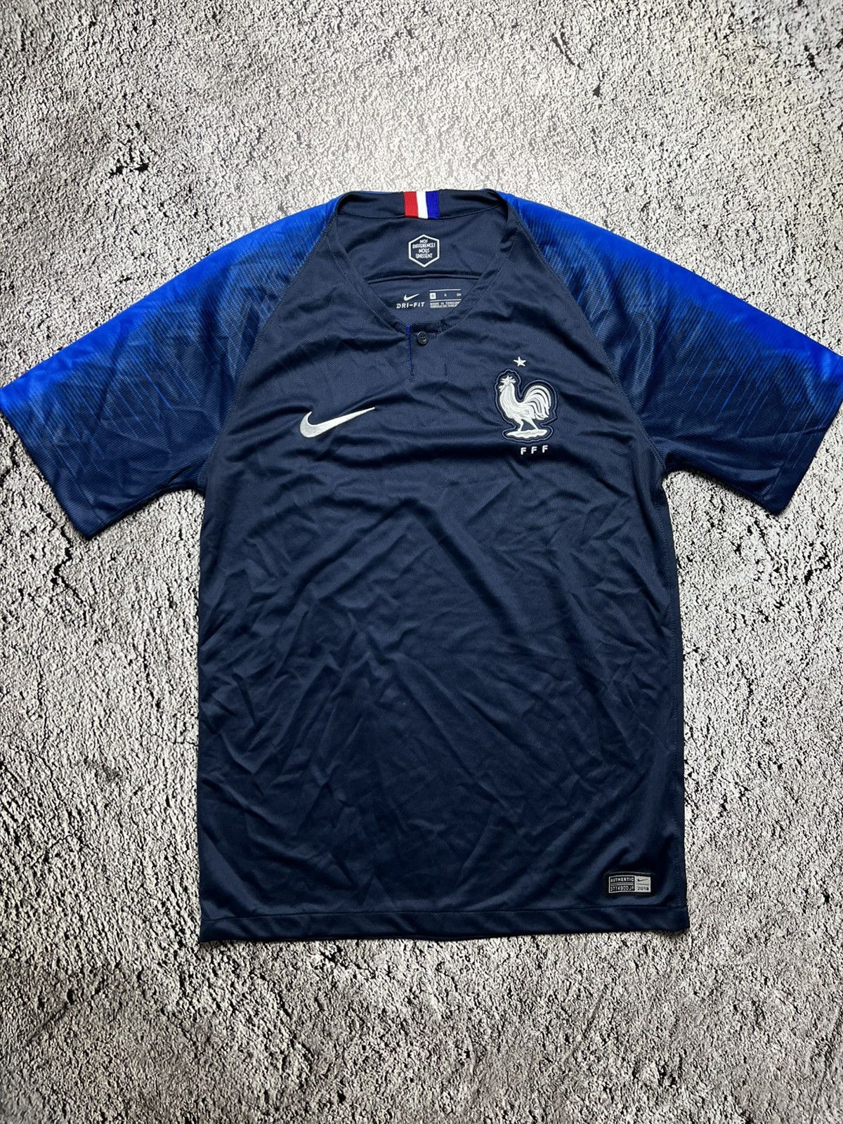 Nike Nike 2018 France national football team soccer jersey Size US S / EU 44-46 / 1 - 1 Thumbnail