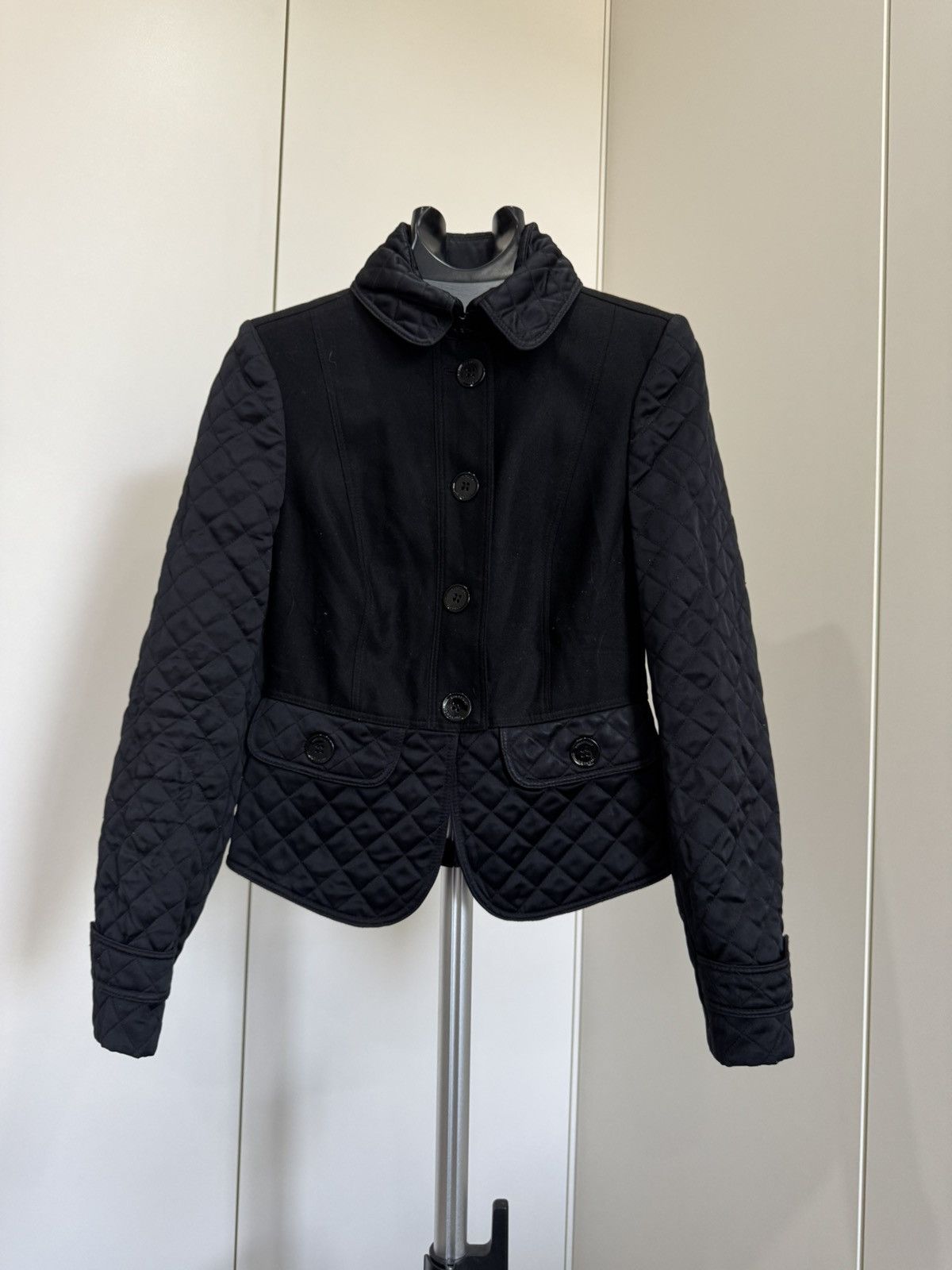 Burberry Burberry vintage rare wool jacket with satin quilted Size M / US 6-8 / IT 42-44 - 1 Thumbnail